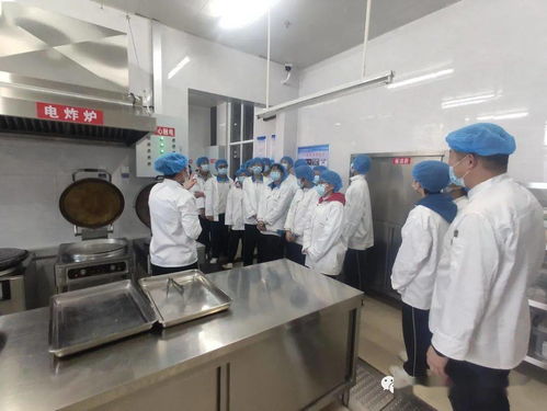 打造师生满意的 星级食堂 平阴县实验高级中学召开食堂食品安全与质量座谈会