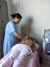 图 提供高级无痛催乳师产后修复回奶涨奶乳腺炎 重庆家政