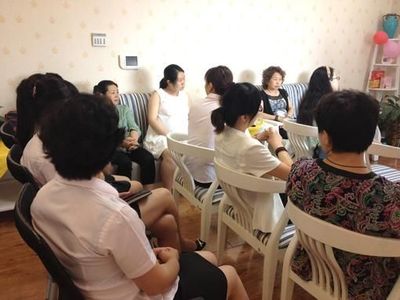 的选择好的育儿嫂培训倾心宝贝好